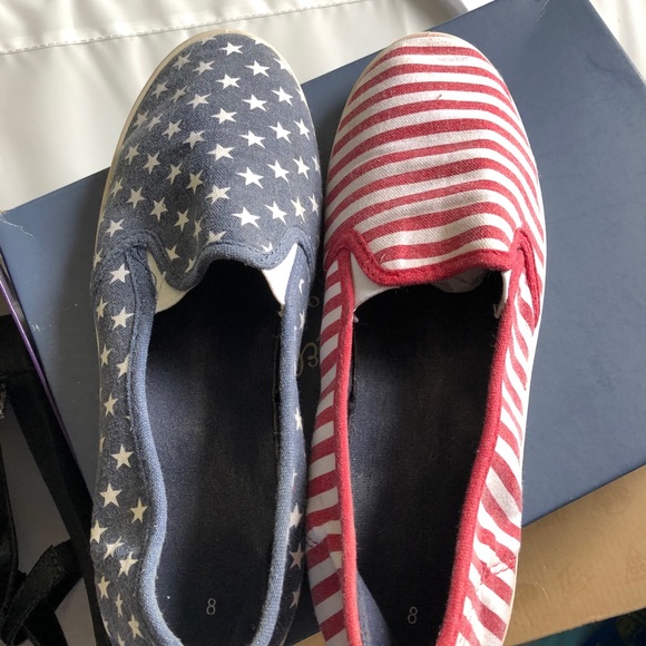 U.S. Flag slip on shoes - Picture 2 of 4